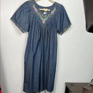 Phases Vintage New with Tag Denim Embroidered Short Sleeve House Dress Small